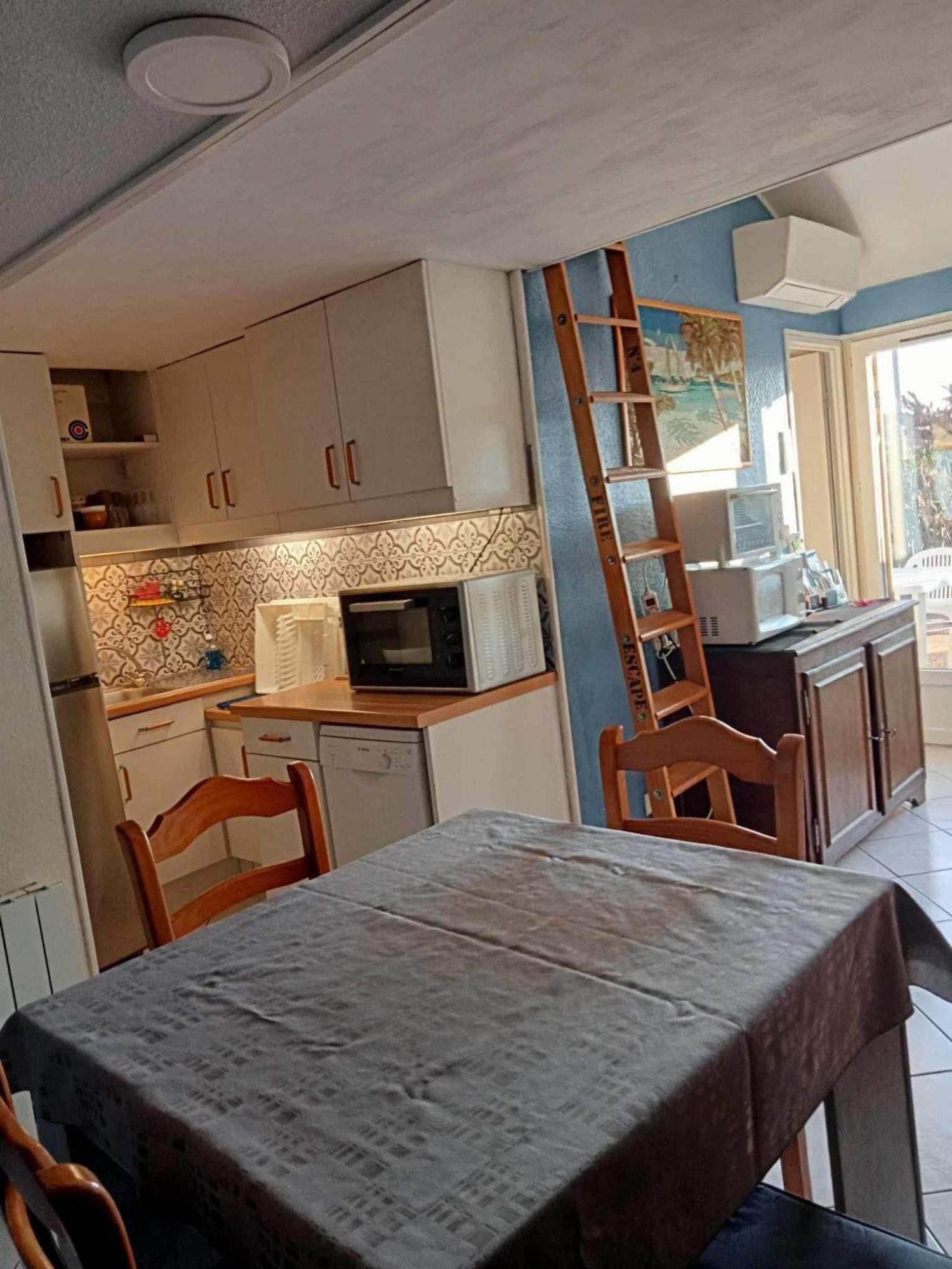 Residence Les Amandines Груисан Екстериор снимка